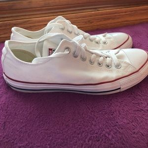 All Star Chuck Taylor Low Top Converse